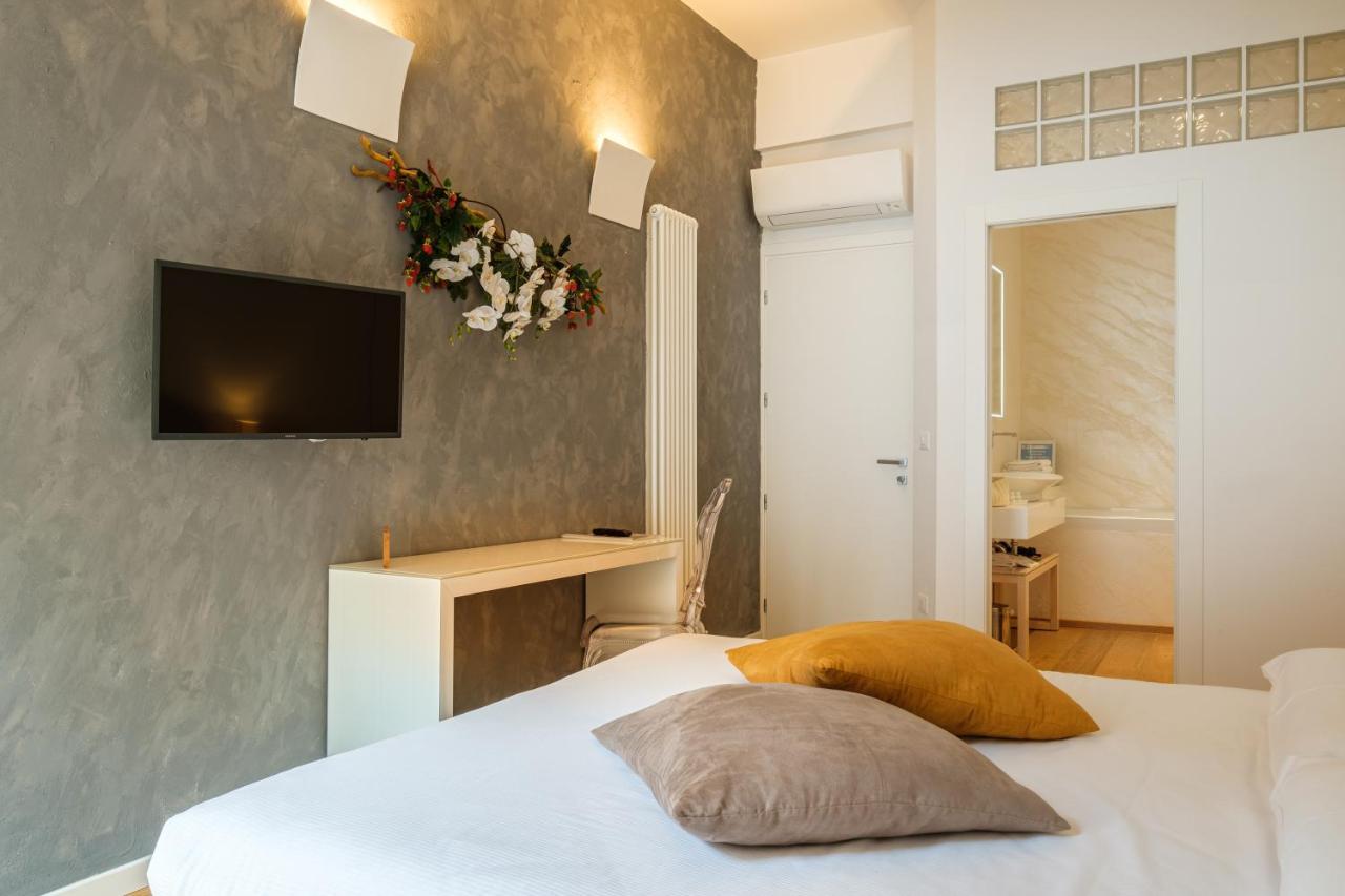 Tempobiancosuites Bologna Exteriör bild