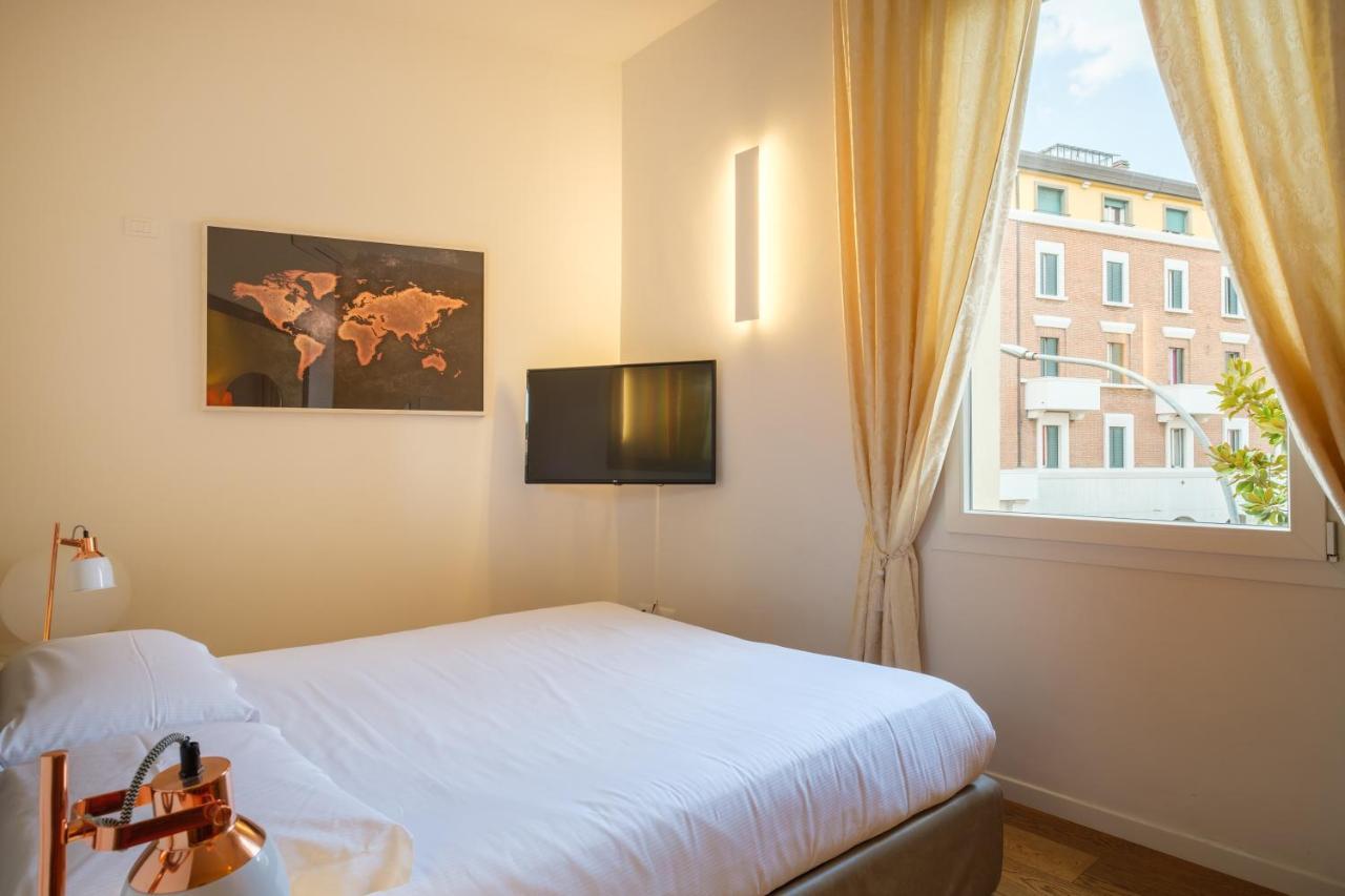 Tempobiancosuites Bologna Exteriör bild
